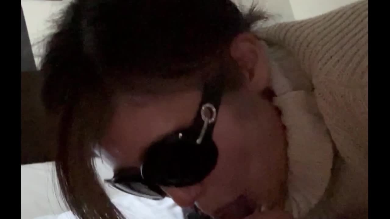 ランチ後にシングル**を誘いお互い性欲満たした午後 - FC2 Video (Adult)